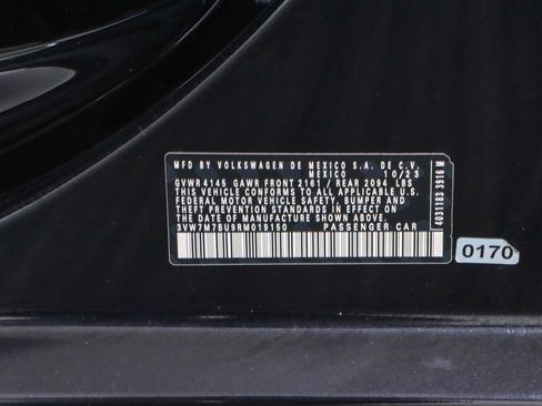 Used 2024 Volkswagen Jetta SE image 31