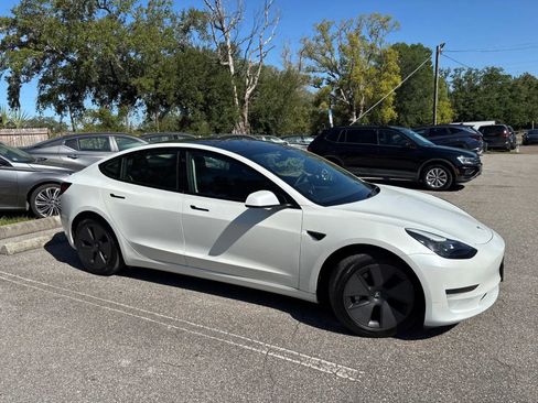 Used 2023 Tesla Model 3 Standard Range RWD image 6