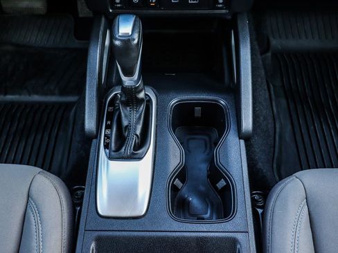 Used 2022 Nissan Frontier SV image 30