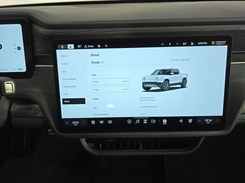 Used 2024 Rivian R1T Adventure image 27