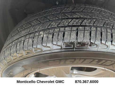 Used 2024 Toyota RAV4 XLE image 27