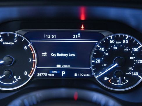 Used 2023 Nissan Rogue SL w/ SL Premium Package image 24