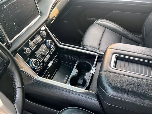 Certified 2024 GMC Yukon XL Denali image 17