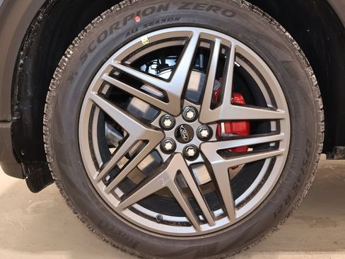 New 2026 Ford Explorer ST-Line w/ ST-Line Street Pack AWD/4WD image 38