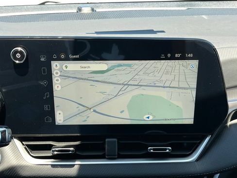 New 2026 Chevrolet Equinox LT w/ Convenience Package II FWD image 29
