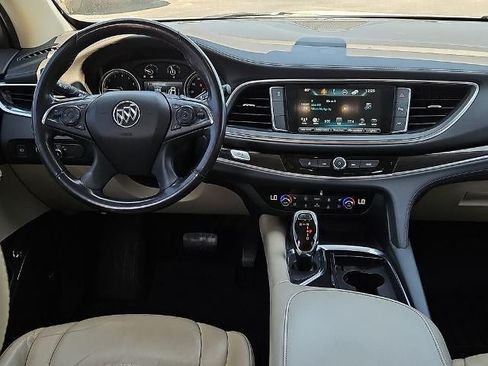 Used 2018 Buick Enclave Premium FWD image 19