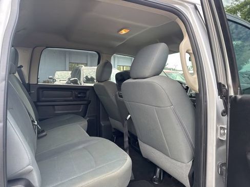Used 2015 RAM 1500 Express AWD/4WD image 16