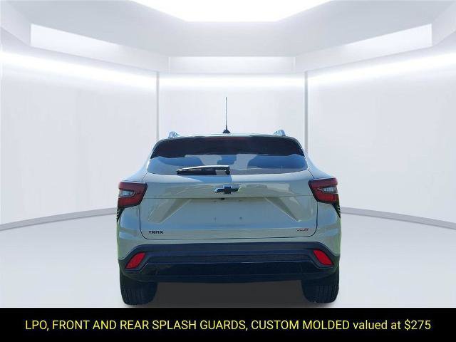 New 2026 Chevrolet Trax RS w/ Sunroof Package FWD image 4
