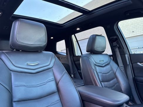 Used 2020 Cadillac XT6 Premium Luxury w/ Platinum Package image 22