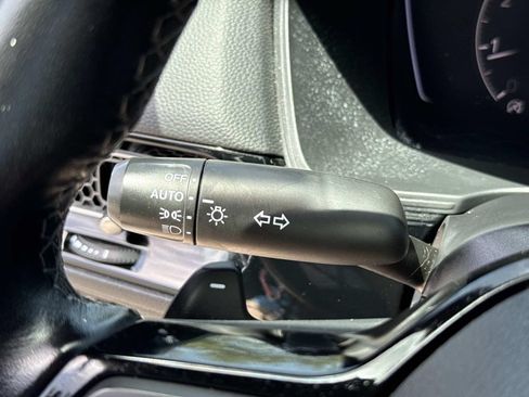 Used 2022 Honda Civic Sport image 37