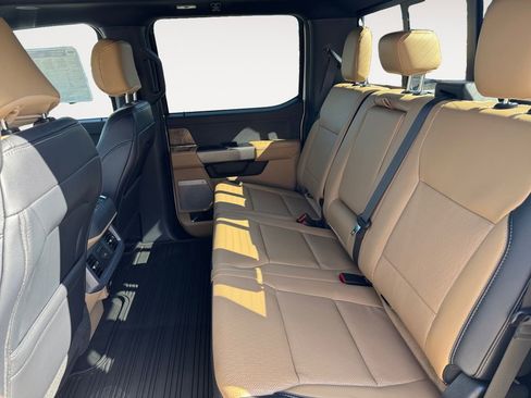 New 2025 Ford F250 Lariat w/ Lariat Ultimate Package image 13