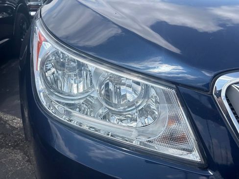 Used 2011 Buick LaCrosse CXL FWD image 29