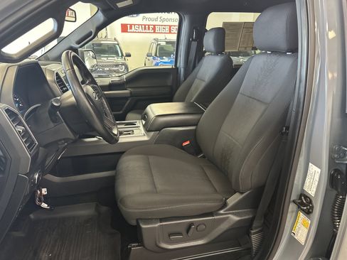 Used 2019 Ford F150 XLT w/ Equipment Group 302A Luxury image 4