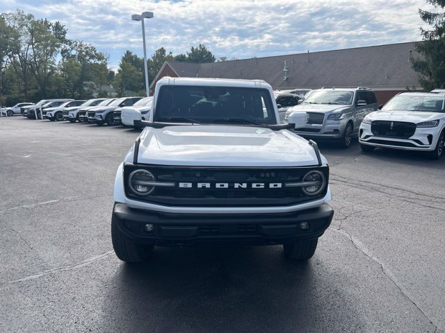 Used 2023 Ford Bronco Outer Banks AWD/4WD image 3