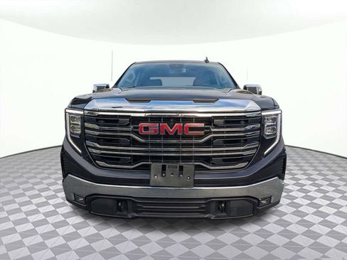 Used 2025 GMC Sierra 1500 SLT AWD/4WD image 8