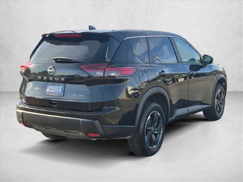 Used 2024 Nissan Rogue SV AWD/4WD image 5