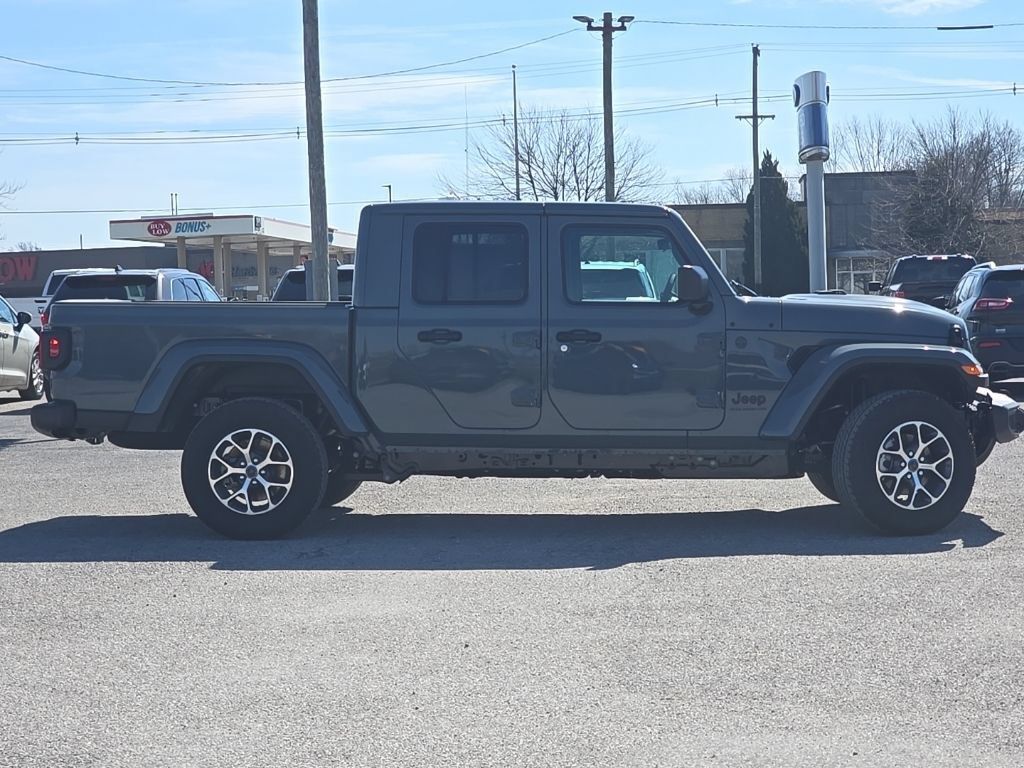 New 2026 Jeep Gladiator Sport AWD/4WD image 8