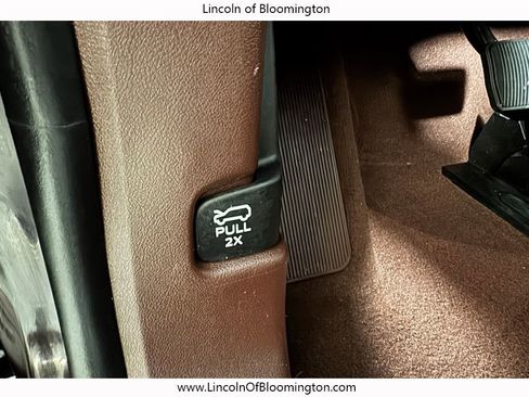 Certified 2023 Lincoln Aviator Black Label w/ Dynamic Handling Package AWD/4WD image 43