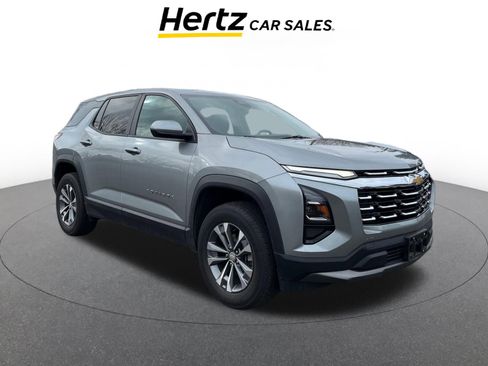 Used 2025 Chevrolet Equinox LT image 1