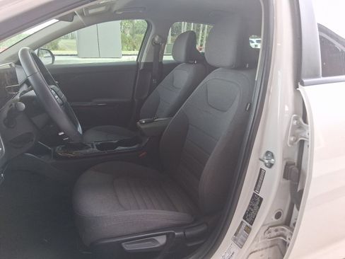 Used 2025 Kia K4 EX FWD image 17
