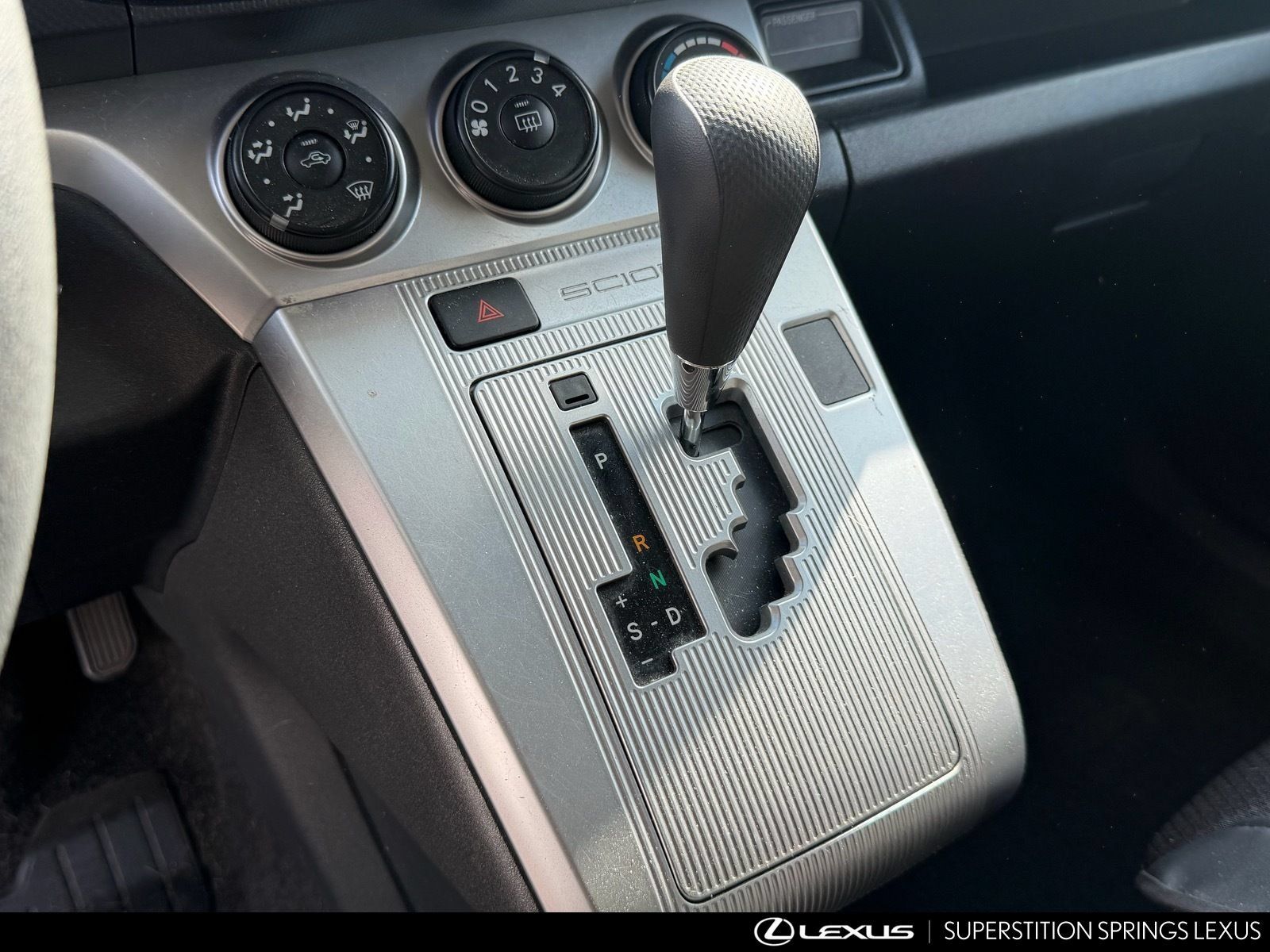 Used 2012 Scion xB FWD image 11