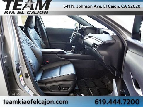 Used 2019 Lexus UX 250h AWD/4WD image 11