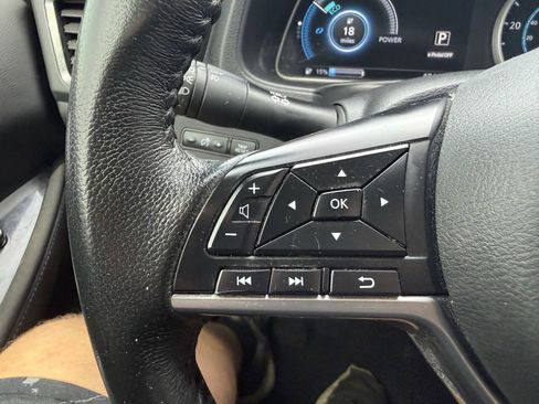 Used 2020 Nissan Leaf SV FWD image 21