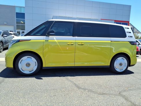 New 2025 Volkswagen ID. Buzz 1st Edition AWD/4WD image 3