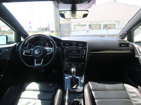 Used 2017 Volkswagen GTI Autobahn FWD image 13