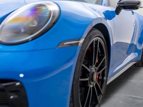 Used 2022 Porsche 911 Carrera 4 GTS image 10