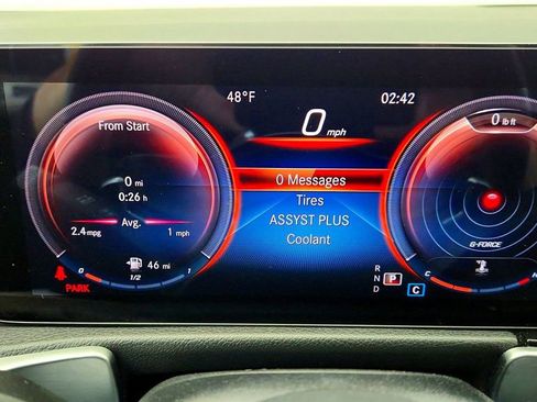 Used 2022 Mercedes-Benz GLB 250 GLB 250 SUV w/ AMG Line Packag image 15