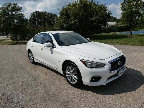 Used 2018 INFINITI Q50 Pure AWD/4WD image 3