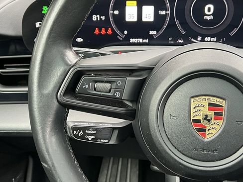 Used 2021 Porsche Taycan image 37