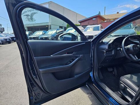 Certified 2025 MAZDA CX-30 AWD 2.5 S w/ Select Sport Pkg image 19