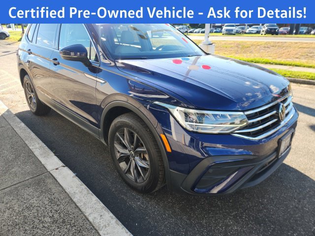 Certified 2023 Volkswagen Tiguan SE w/ Panoramic Sunroof Package AWD/4WD image 6