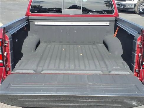 Used 2022 Nissan Frontier Pro-X image 17