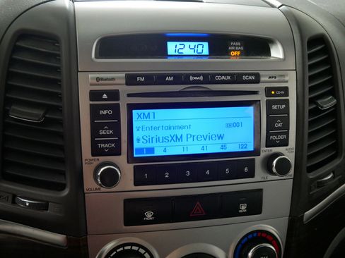 Used 2012 Hyundai Santa Fe GLS image 22