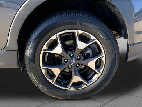 Used 2019 Subaru Crosstrek 2.0i Premium AWD/4WD image 11