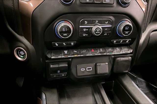 Used 2022 Chevrolet Silverado 3500 High Country AWD/4WD image 31