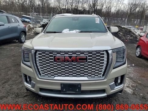 Used 2023 GMC Yukon XL Denali w/ Denali Reserve Package AWD/4WD image 5