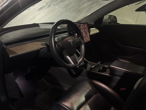 Used 2018 Tesla Model 3 Long Range image 11