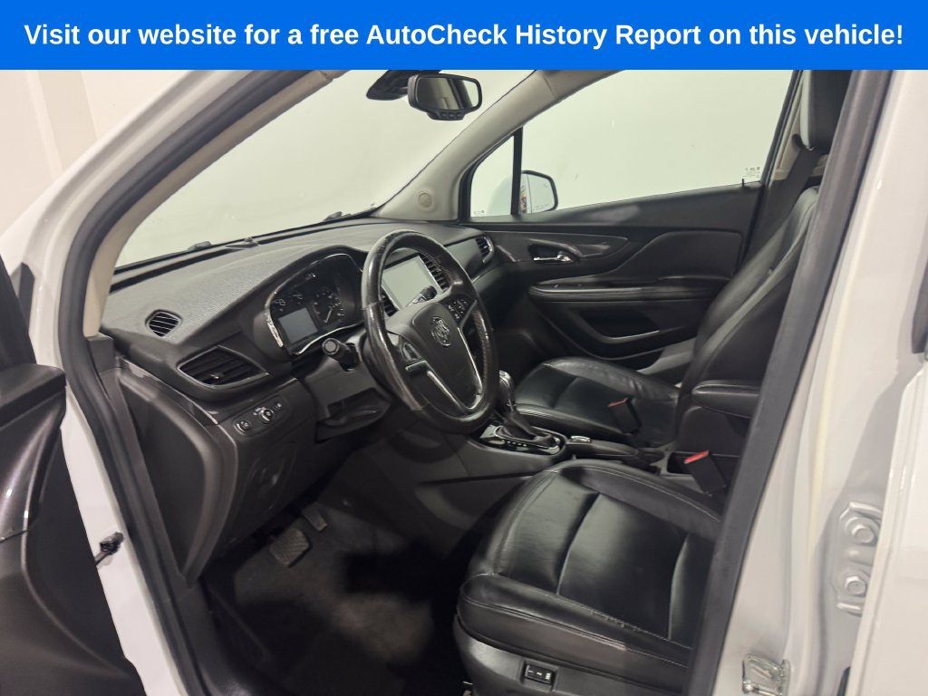 Used 2019 Buick Encore Essence FWD image 16