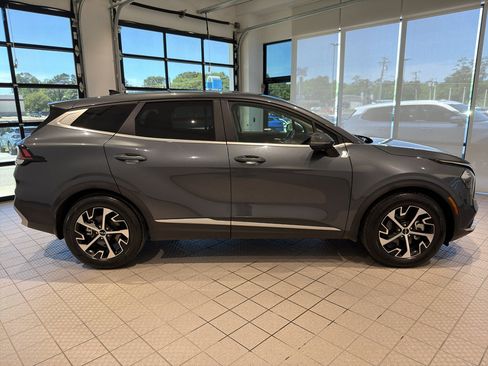 Used 2023 Kia Sportage EX FWD image 6
