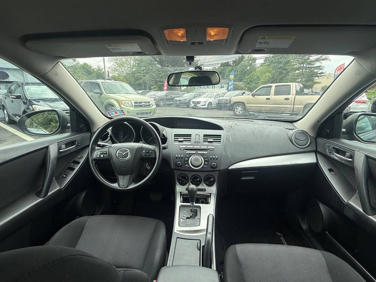 Used 2010 MAZDA MAZDA3 i Touring FWD image 15
