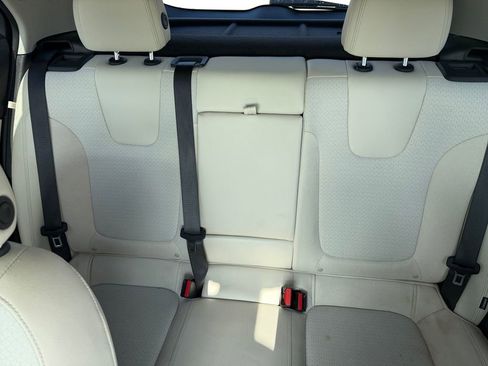 Used 2024 Buick Encore GX Preferred w/ Comfort Package image 13