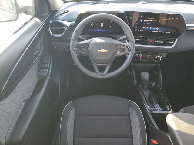 Used 2024 Chevrolet TrailBlazer LT w/ Driver Confidence Package FWD image 15