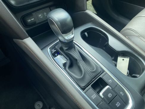 Used 2019 Hyundai Santa Fe Limited image 19