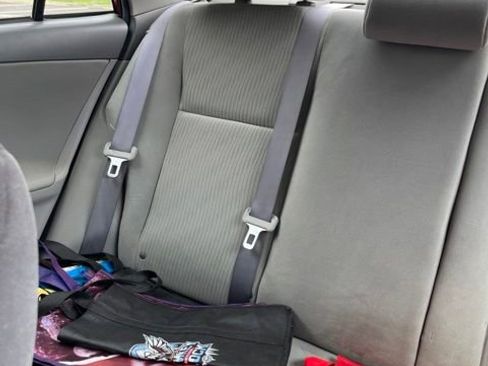 Used 2010 Toyota Corolla LE FWD image 5