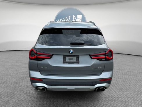 Used 2024 BMW X3 xDrive30i w/ Premium Package AWD/4WD image 5
