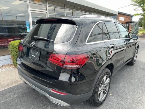 Used 2020 Mercedes-Benz GLC 300 4MATIC image 3